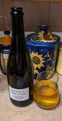 Oliver's Fine cider Out of the barrel room Rosalie review