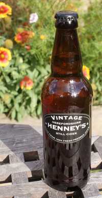 Henney's Cider Vintage Still cider review